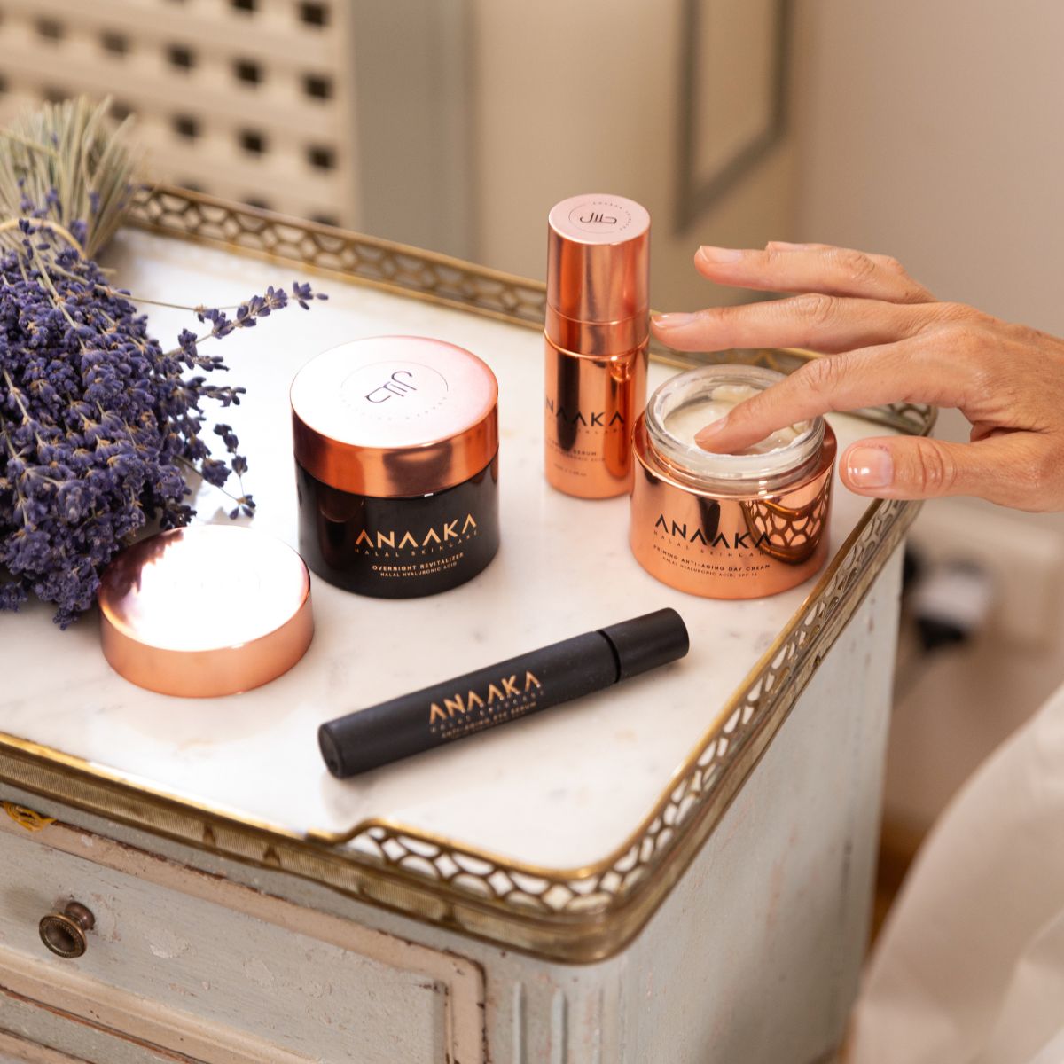 ANAAKA Complete Lifestyle Routine, sabah ve akşam rutini
